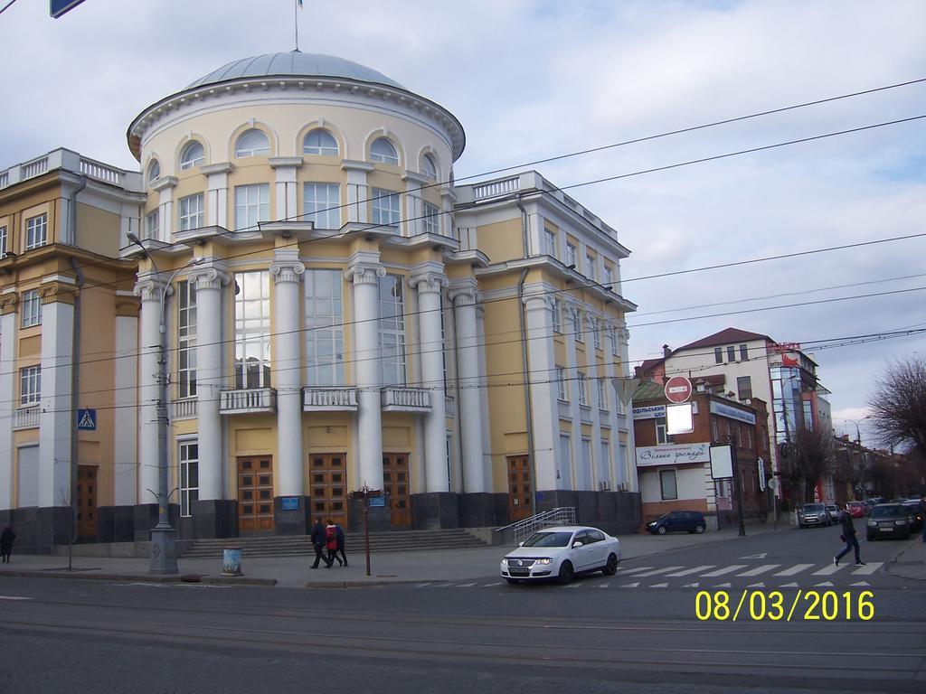 Apartment In Zentrum Skandi Vinița Exterior foto